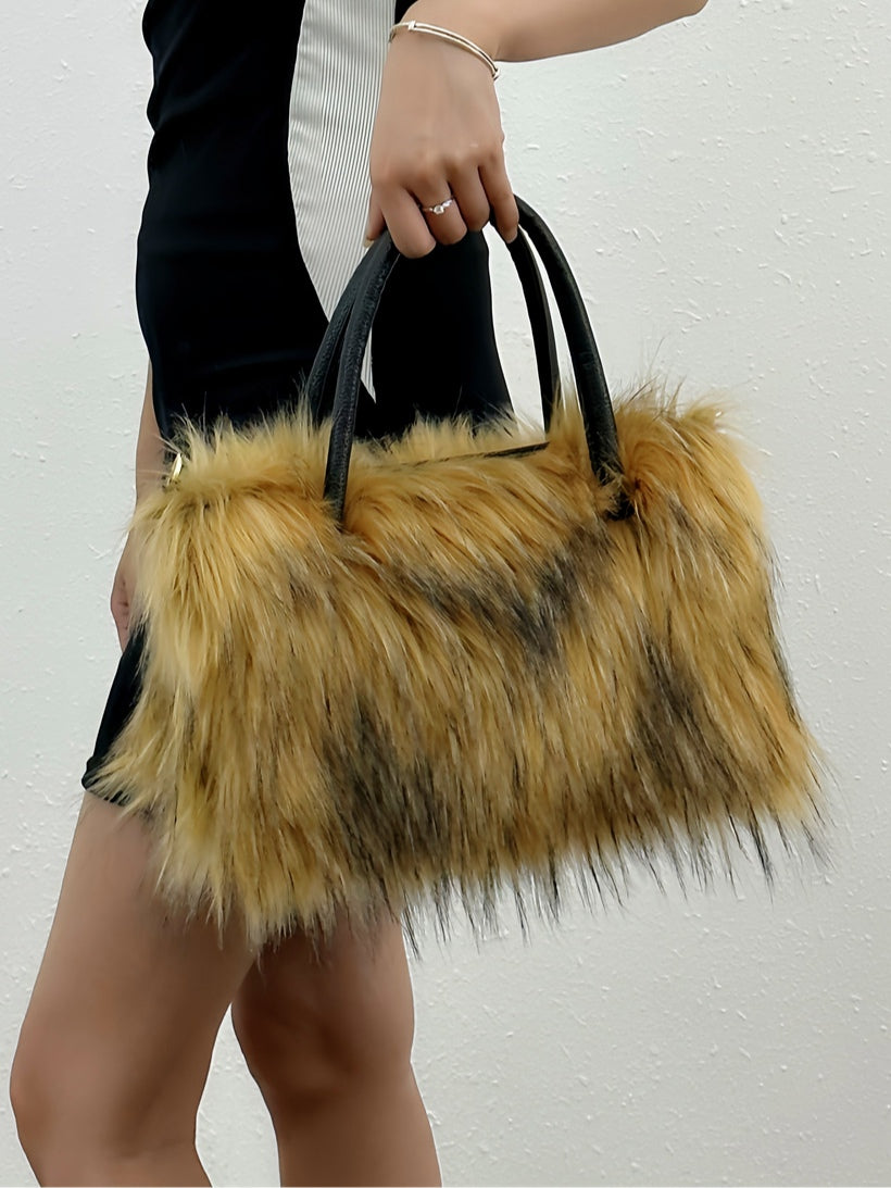 Borsa a tracolla chic con dettaglio a catena e bordo in pelliccia di lusso
