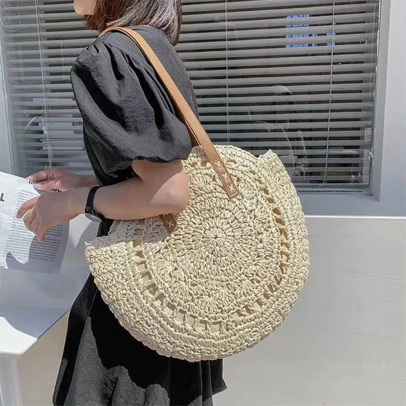 Borsa rotonda in rafia intrecciata Capri — Stile bohemiano