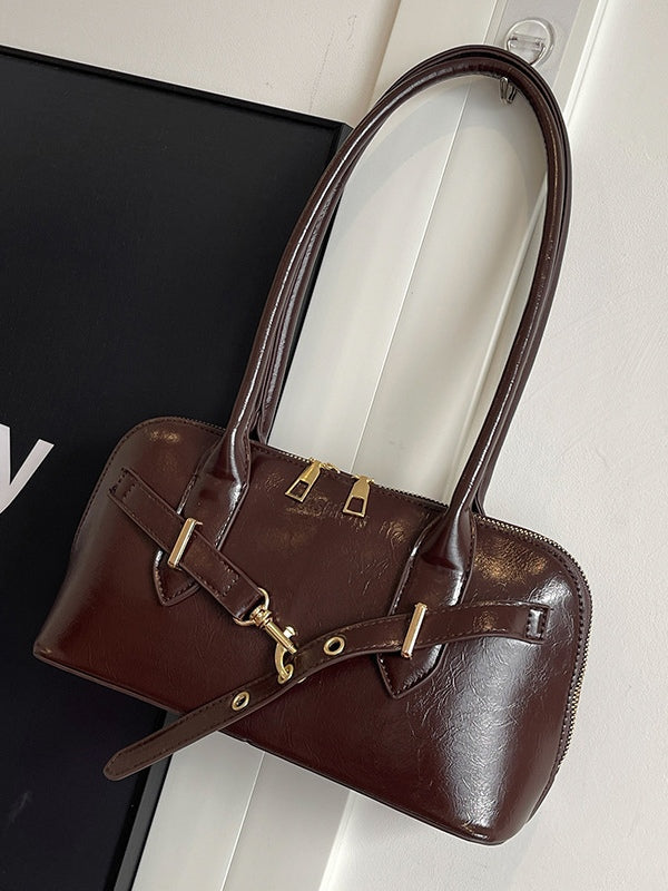 Borsa a conchiglia ispirata al vintage, con manico a mano e tracolla trasversale