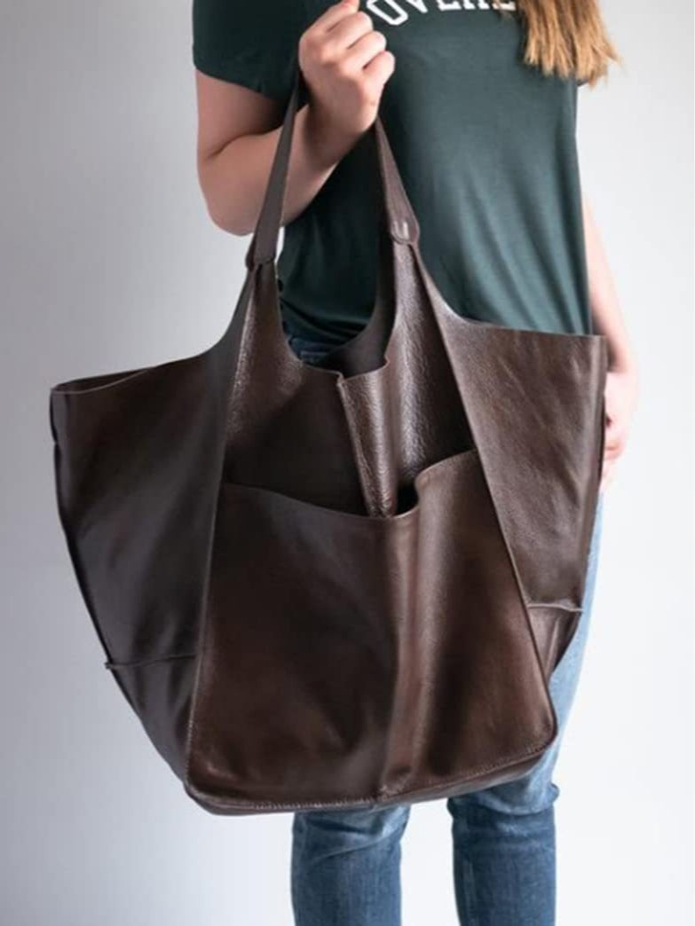 Borsa a spalla chic in pelle morbida, di grandi dimensioni, con ampia capacità