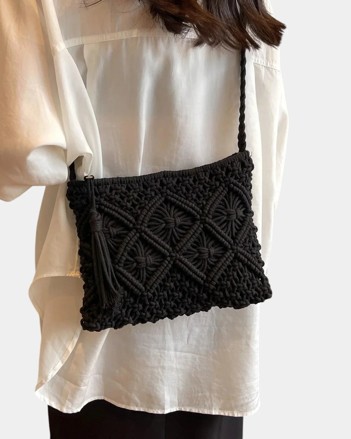 Patricia Borsa a tracolla con effetto intrecciato – stile ed eleganza
