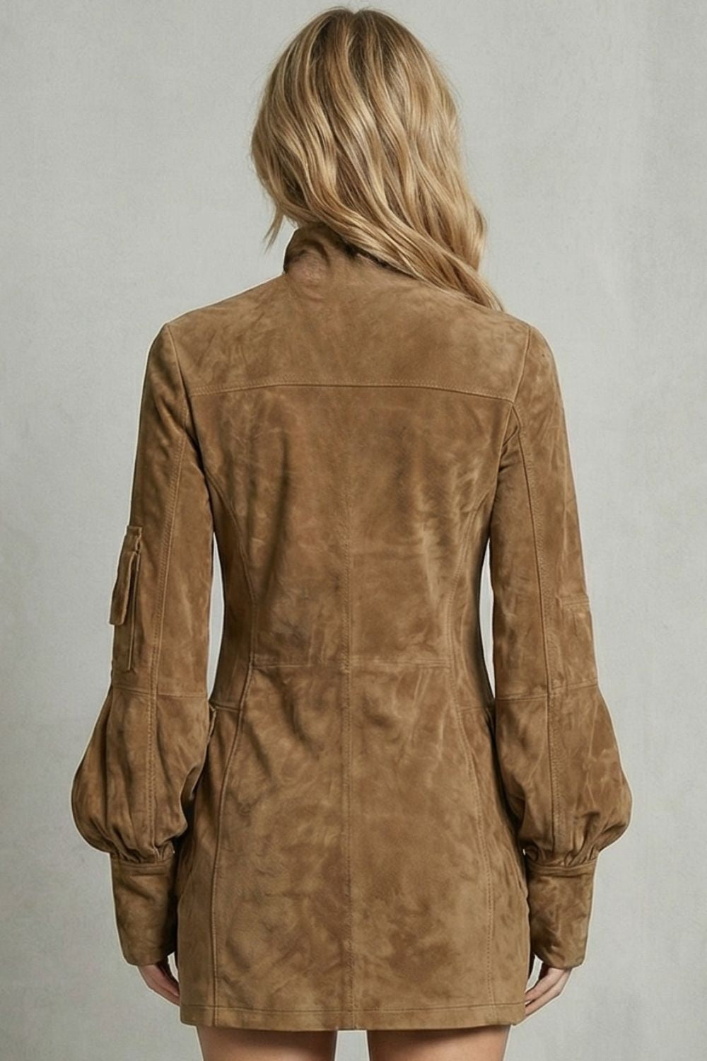 Marcella – Silhouette con Collo Alto – Mini Abito con Effetto Suede