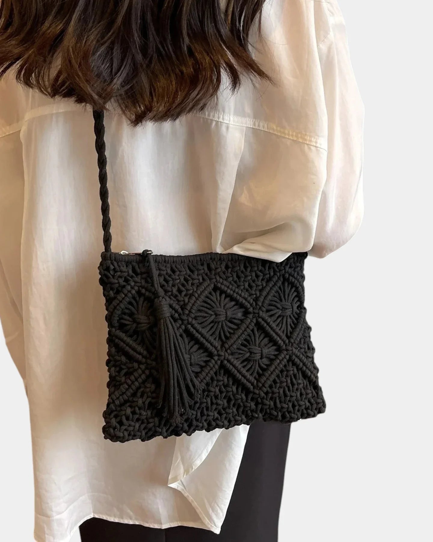 Patricia Borsa a tracolla con effetto intrecciato – stile ed eleganza