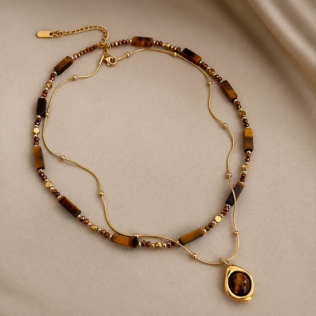 Collana Kaia a doppio strato con occhio di tigre