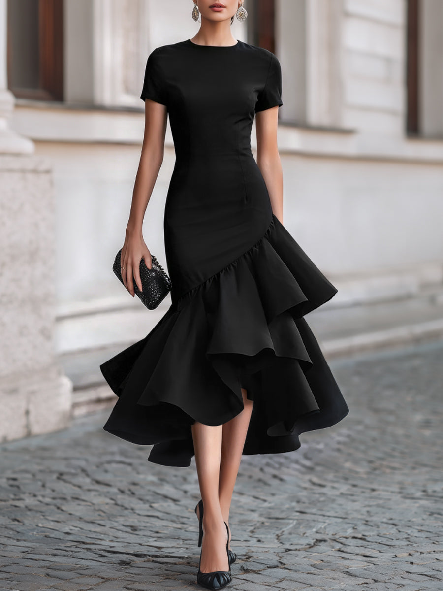 Abito con balze nero