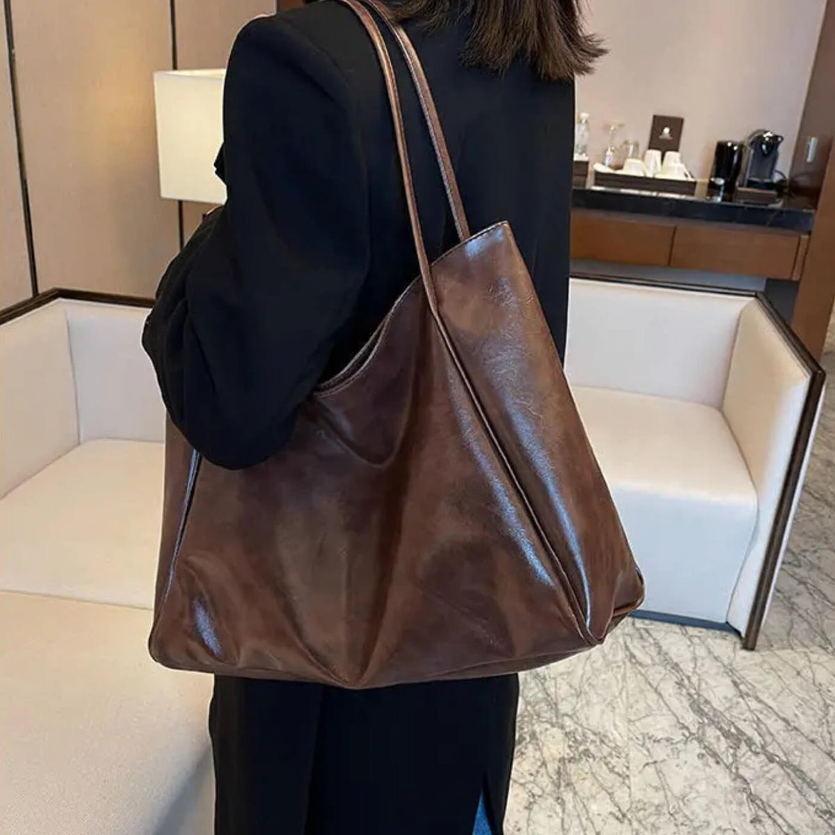 Il bagaglio essenziale di Silvia | Borsa tote