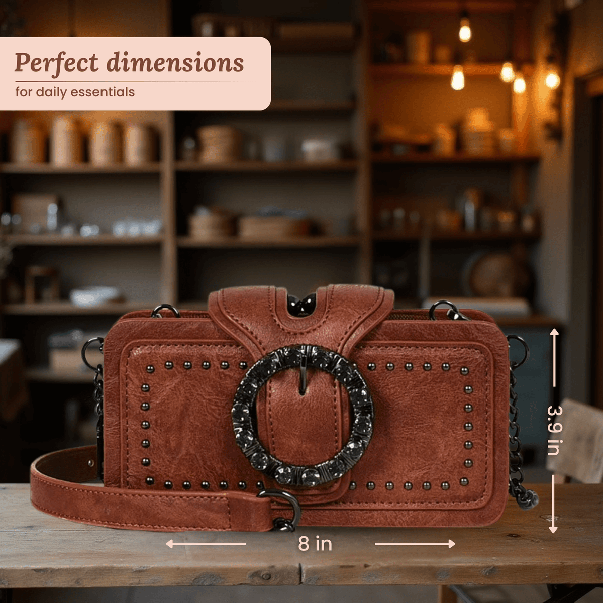 Fibbia con borchie di Margherita | Pochette