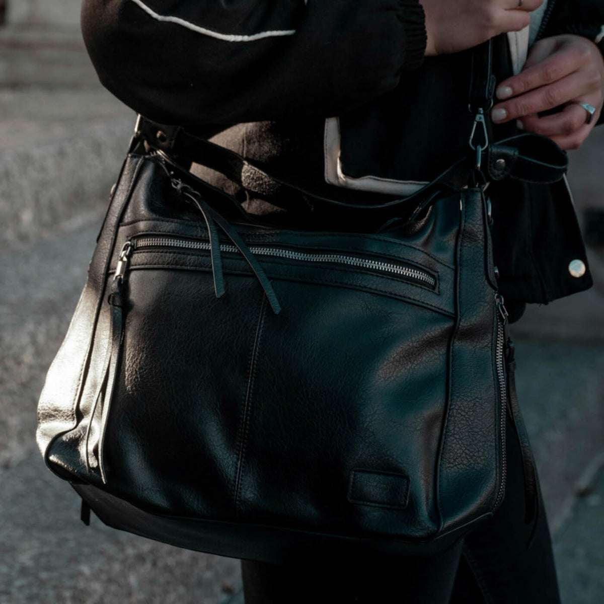 Zip Carry di Serena | Borsa a tracolla