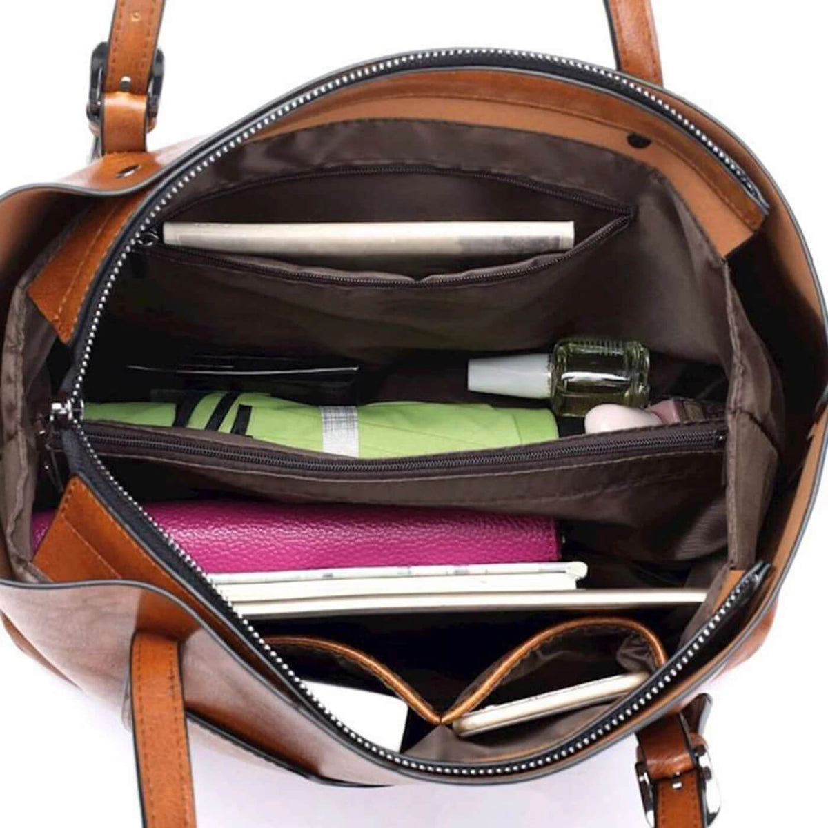 L'Equipaggiamento Quotidiano di Eleonora | Borsa Tote