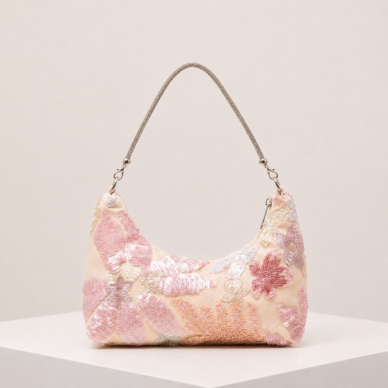 Borsa Amalia Ricamata con Fiori Selvatici