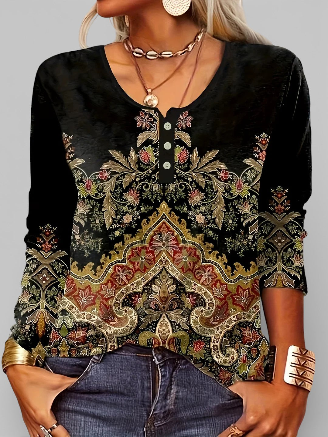 Geneviève | Blusa nera ornamentale