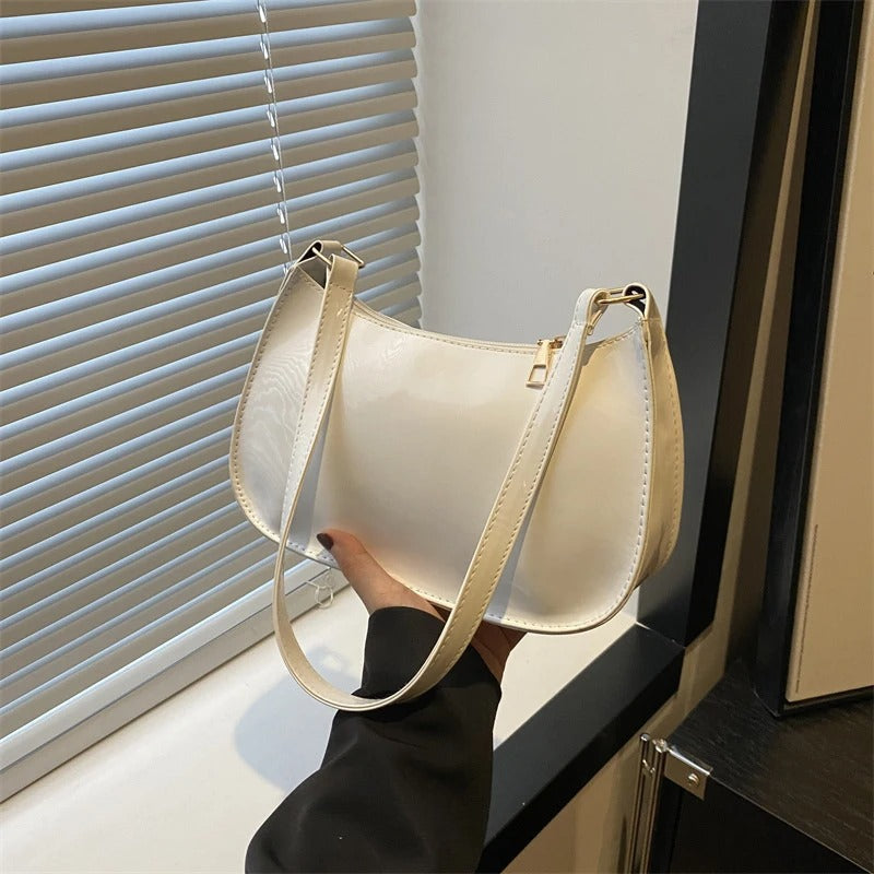 Borsa a tracolla Adela Minimalista – Elegante e Versatile