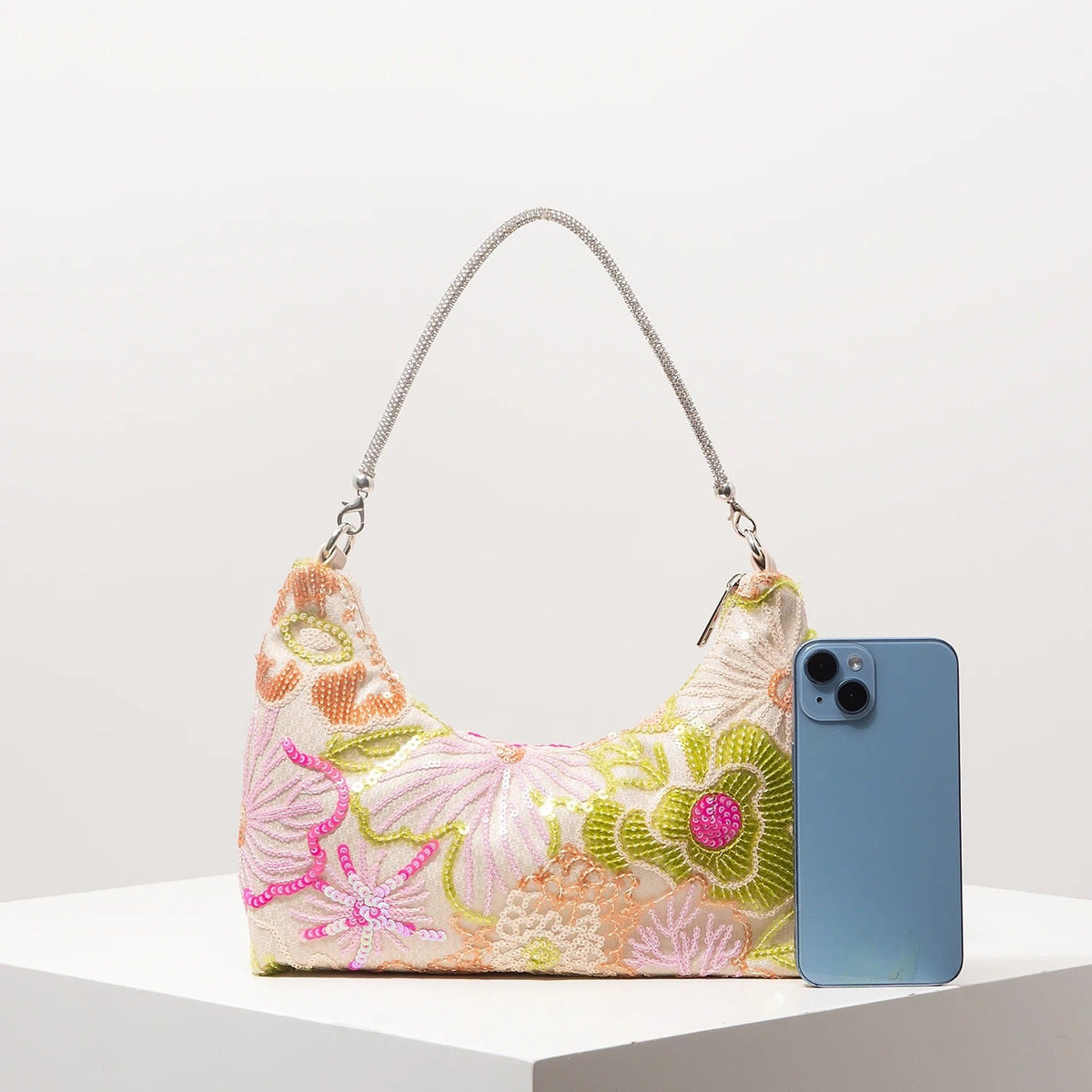 Borsa Amalia Ricamata con Fiori Selvatici