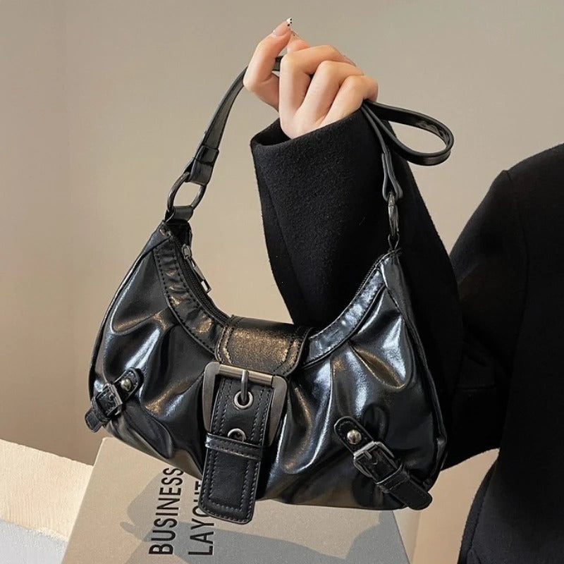 Valeria Borsa a spalla con fibbia - Elegante e versatile