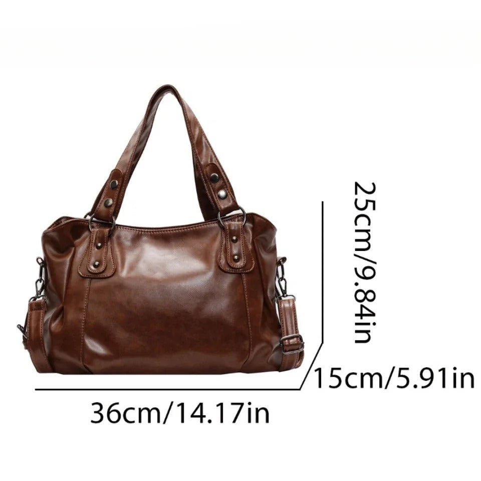 Carlota Borsa Shopper Classica: Elegante e Versatile