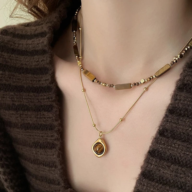 Collana Kaia a doppio strato con occhio di tigre