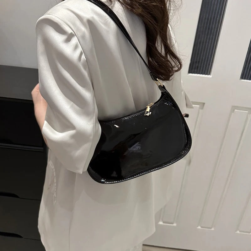 Borsa a tracolla Adela Minimalista – Elegante e Versatile